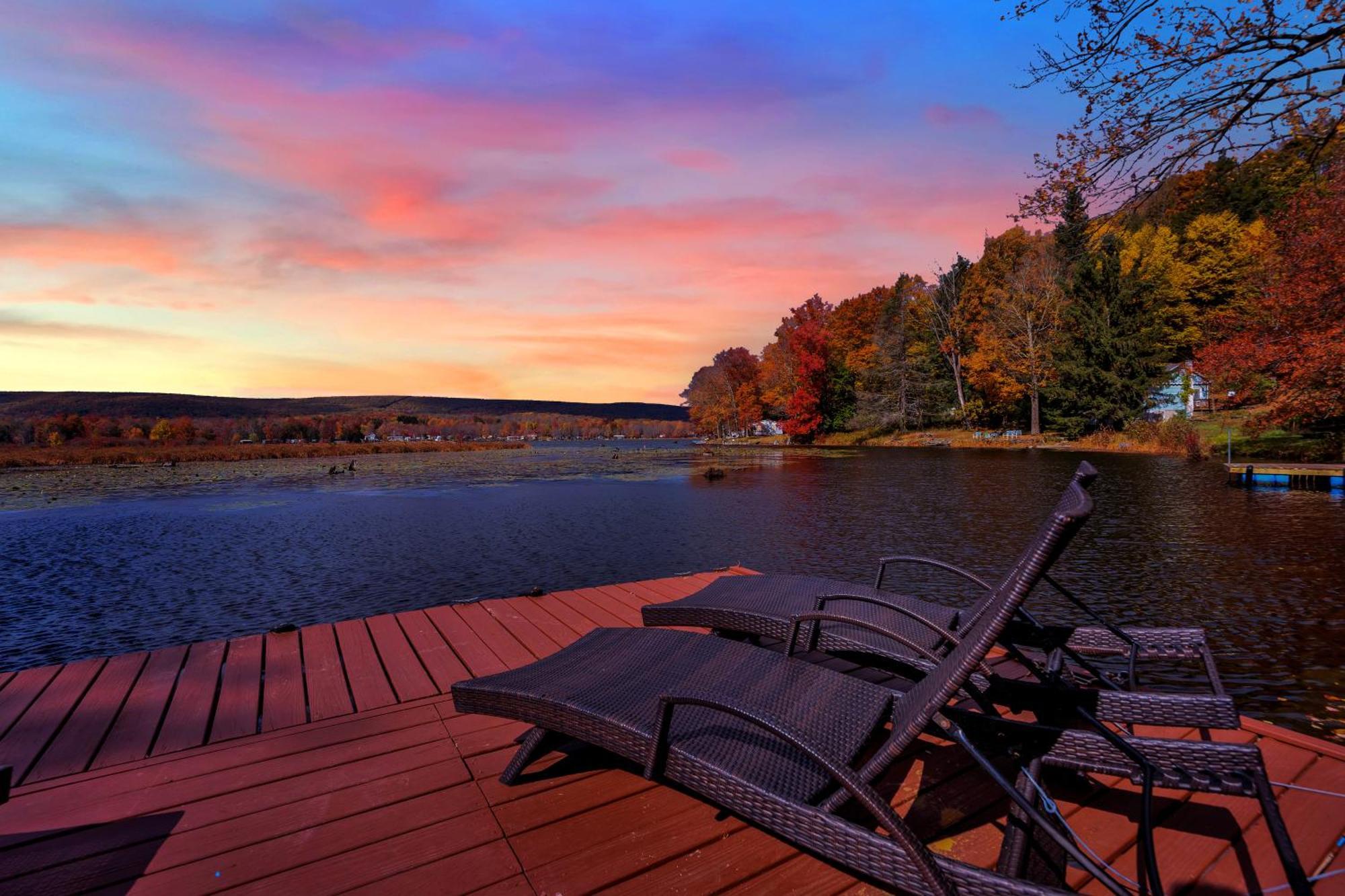 Lakefront A-Frame, Dock, Kayaks, Fire Place Lake Ariel Exterior photo